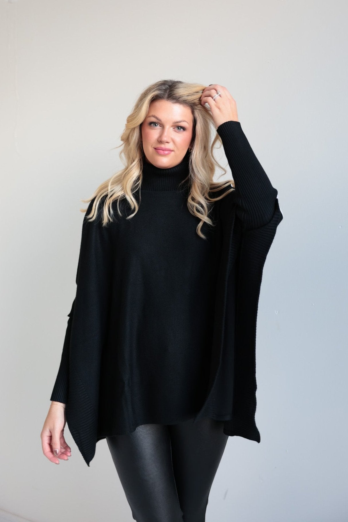 Elevated Contrast Stripe Sweater - Final Sale - Ardire Collection
