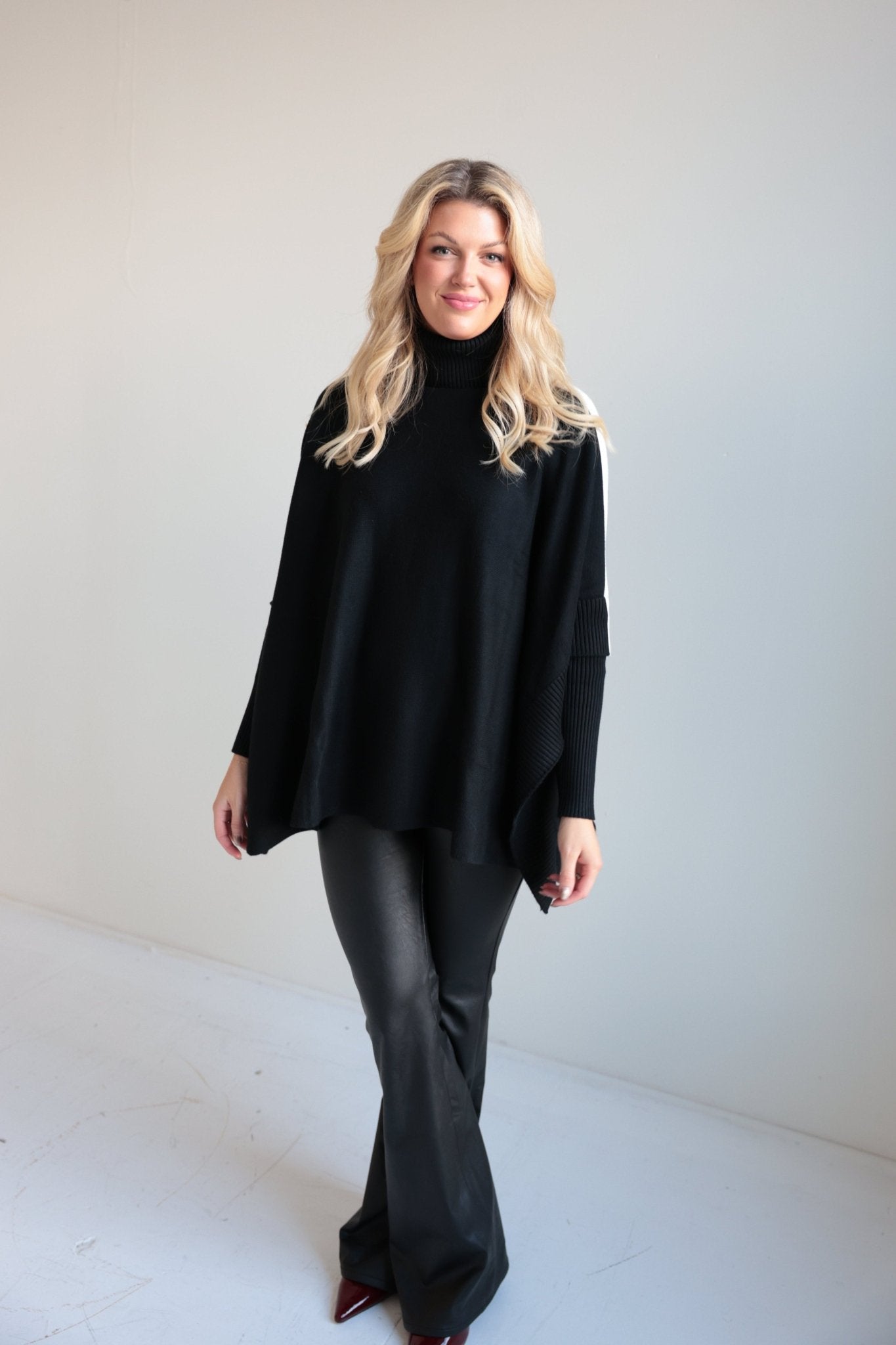 Elevated Contrast Stripe Sweater - Final Sale - Ardire Collection