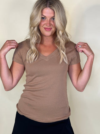 Everyday Clutch Tee - Ardire Collection