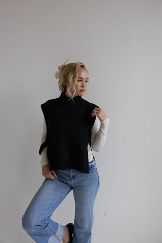 Side - Tie Knit Vest - Final Sale - Ardire Collection