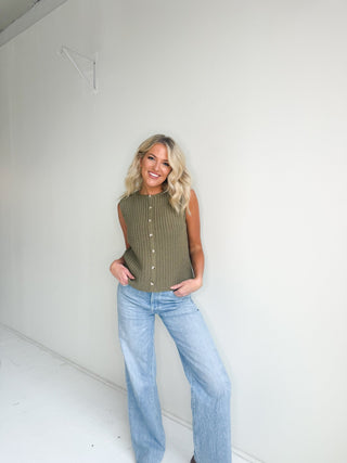 The Olive Knit Vest - Ardire Collection