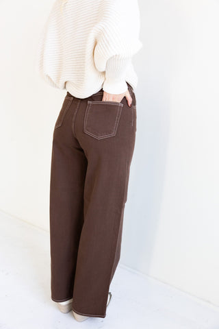 Walnut High - Waisted Straight - Leg Jeans - Ardire Collection