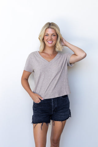 Nomad V Neck - Ardire Collection