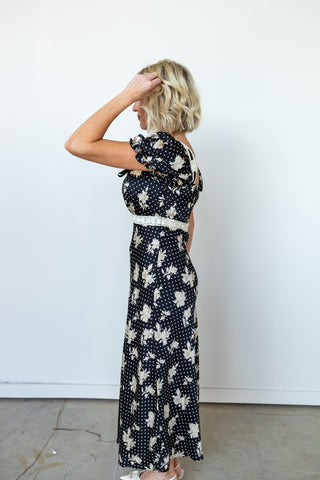 The Aubrey Floral Midi Dress - Ardire Collection